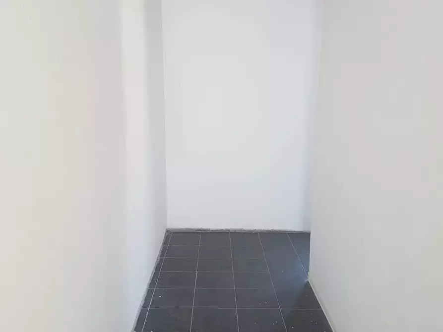 Immagine 5 di Ufficio in affitto  a Empoli