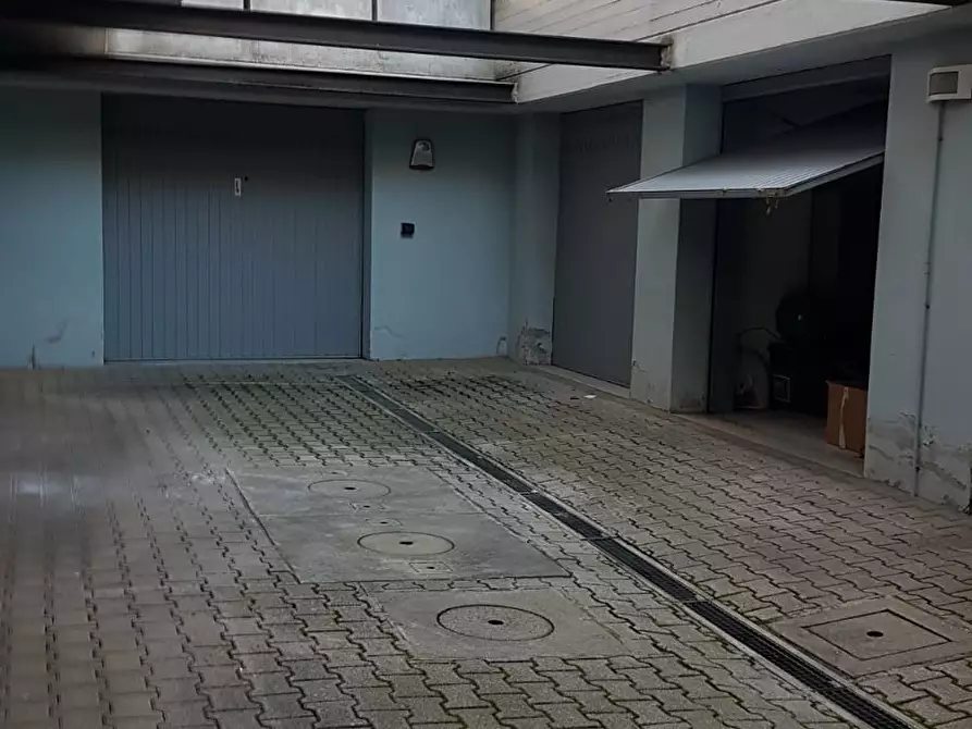 Immagine 13 di Appartamento in affitto  a Empoli