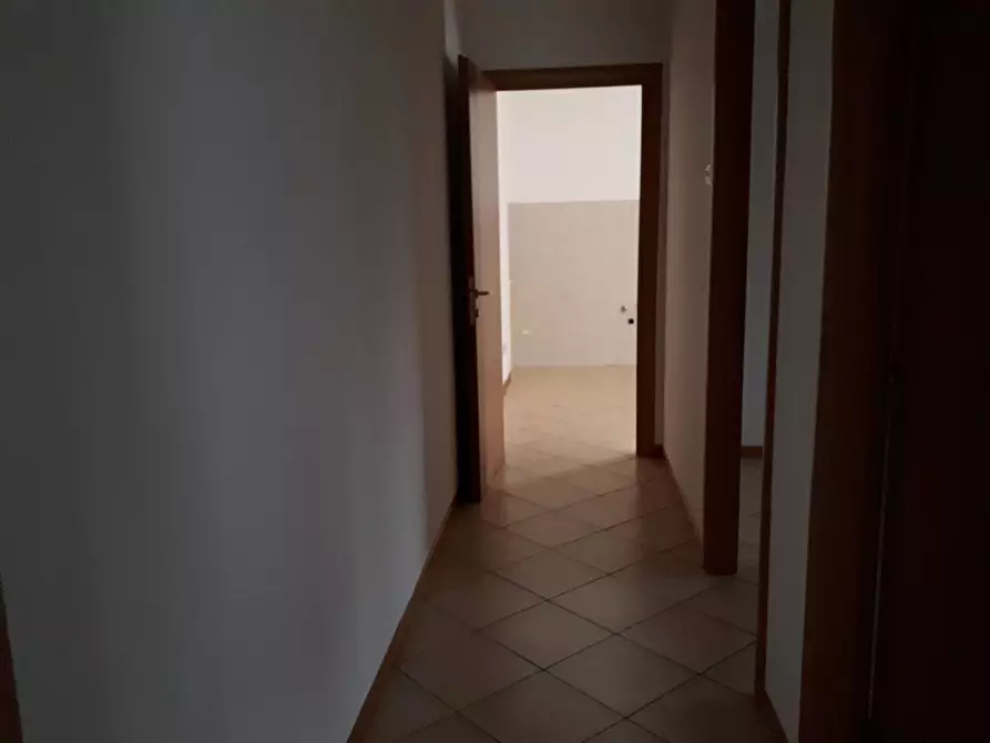 Immagine 4 di Appartamento in affitto  a Santa Croce Sull'arno