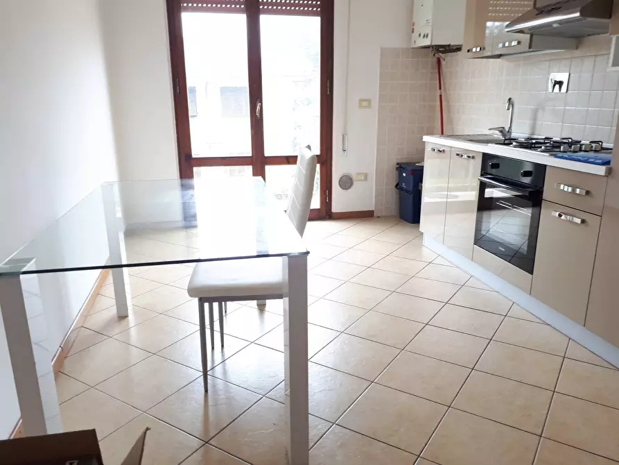 Immagine 9 di Appartamento in affitto  a Santa Croce Sull'arno