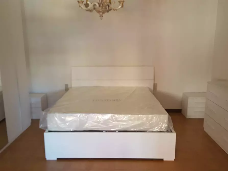 Immagine 8 di Appartamento in affitto  a Empoli