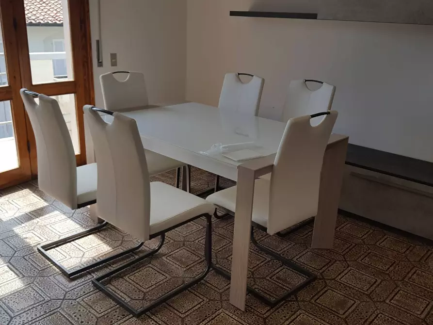 Immagine 11 di Appartamento in affitto  a Empoli