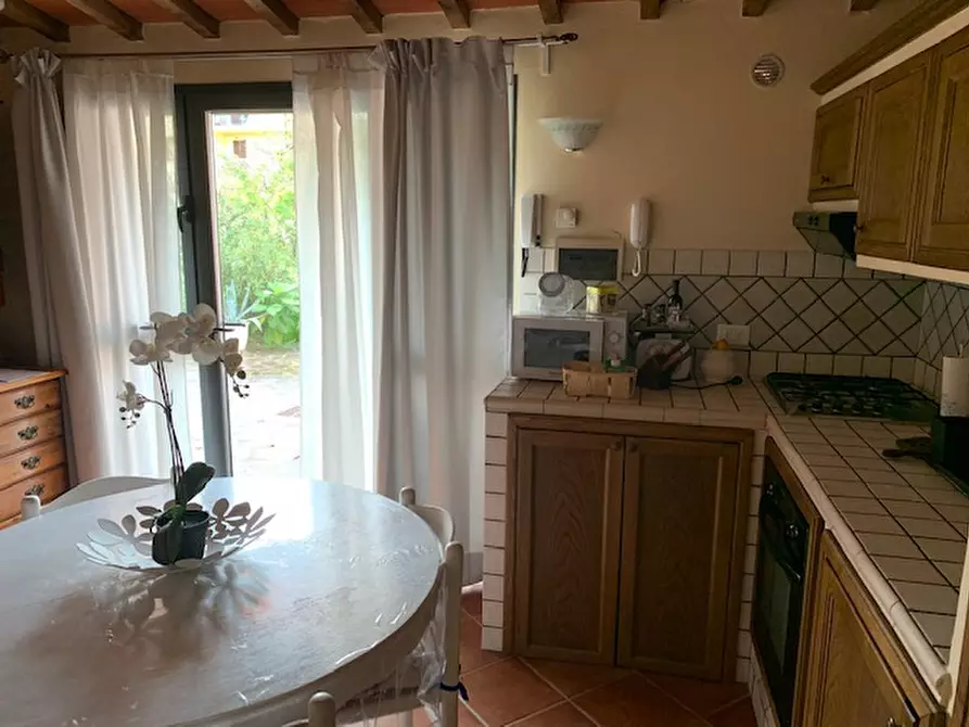 Immagine 6 di Appartamento in affitto  a Empoli