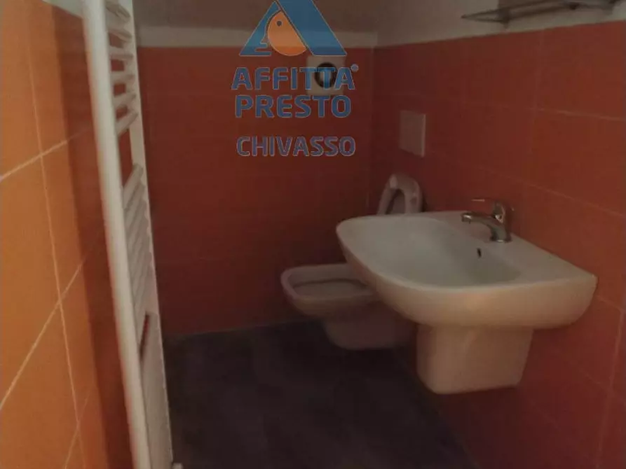 Immagine 6 di Negozio in vendita  in VIA D. VERNA a Verolengo