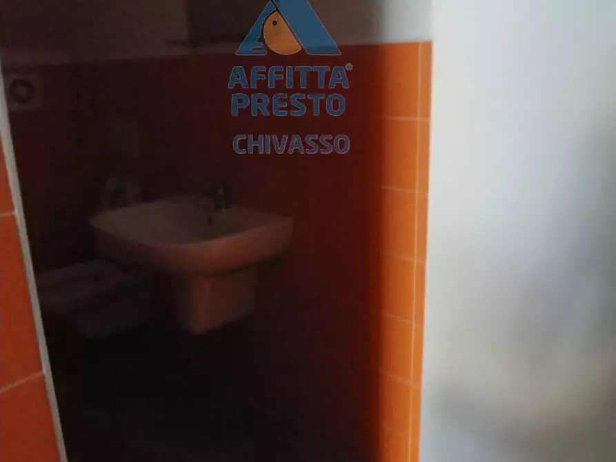 Immagine 8 di Negozio in vendita  in VIA D. VERNA a Verolengo