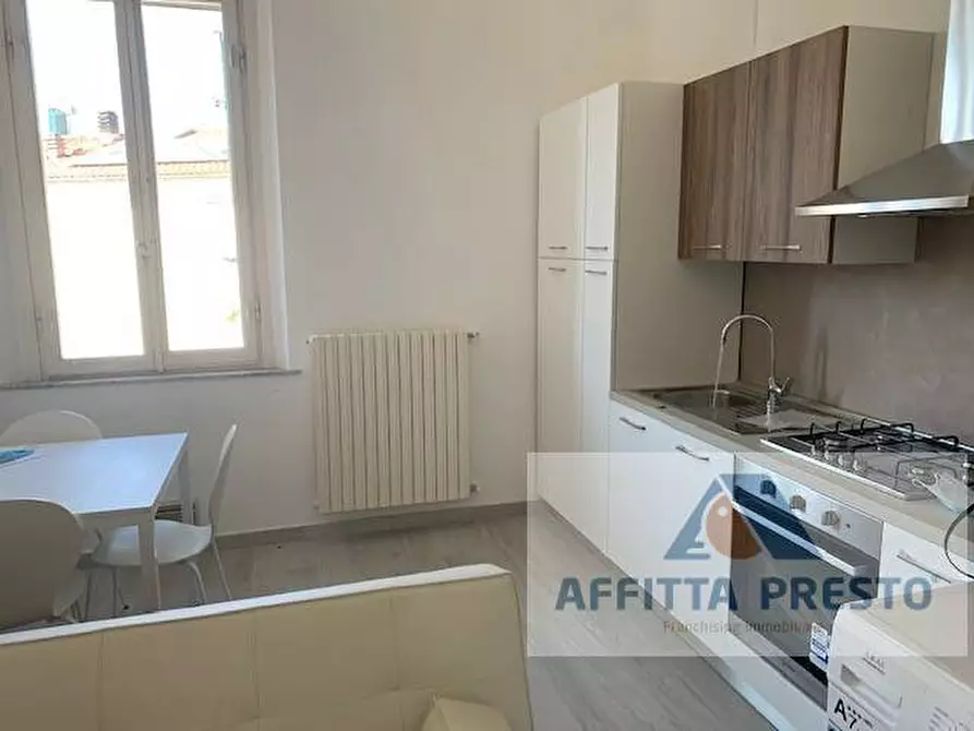 Immagine 13 di Appartamento in affitto  a Empoli