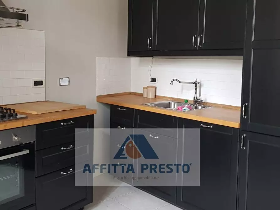 Immagine 4 di Casa semindipendente in affitto  a Empoli