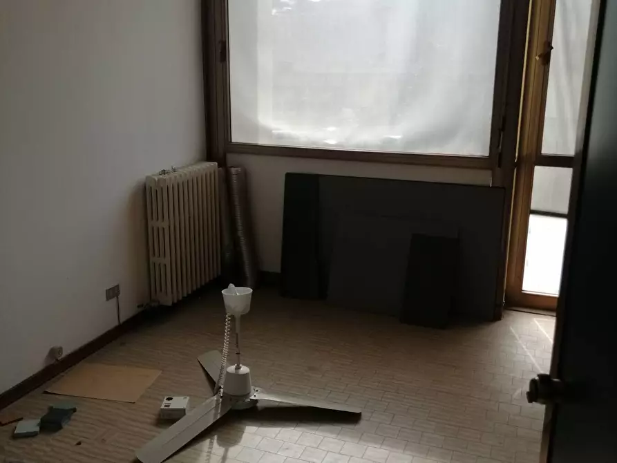 Immagine 2 di Ufficio in vendita  a San Miniato