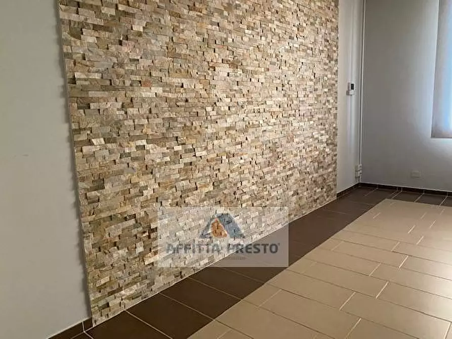 Immagine 5 di Ufficio in affitto  a Empoli