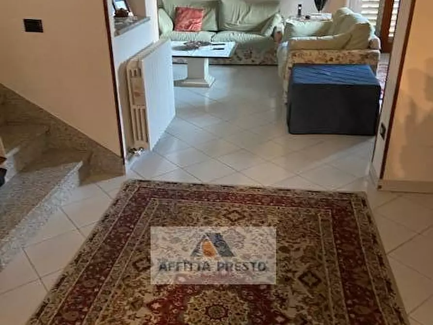 Immagine 2 di Casa indipendente in vendita  a Vinci