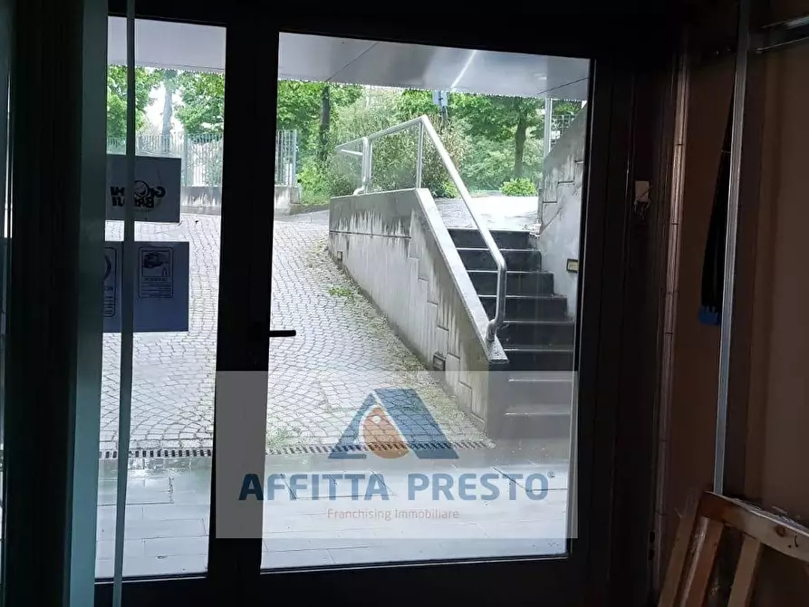 Immagine 5 di Laboratorio in affitto  a Vinci