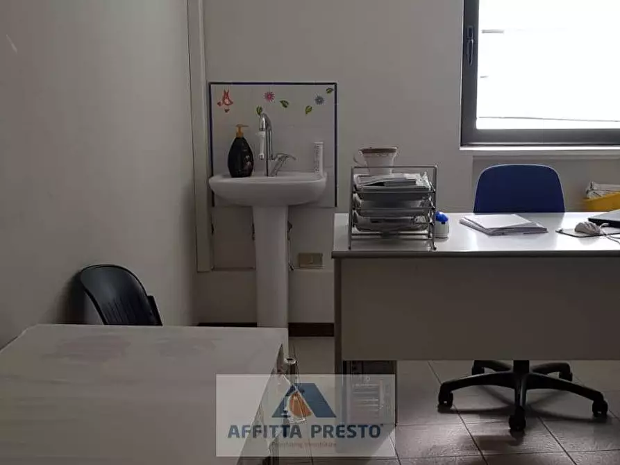 Immagine 6 di Ufficio in affitto  a San Miniato