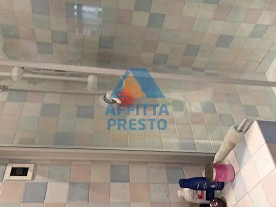 Immagine 3 di Appartamento in affitto  a Capraia E Limite