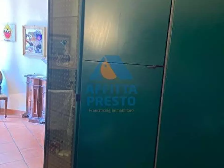 Immagine 9 di Appartamento in affitto  a Capraia E Limite
