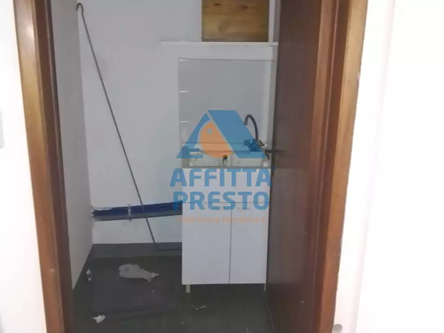 Immagine 3 di Attività commerciale in affitto  a Montelupo Fiorentino