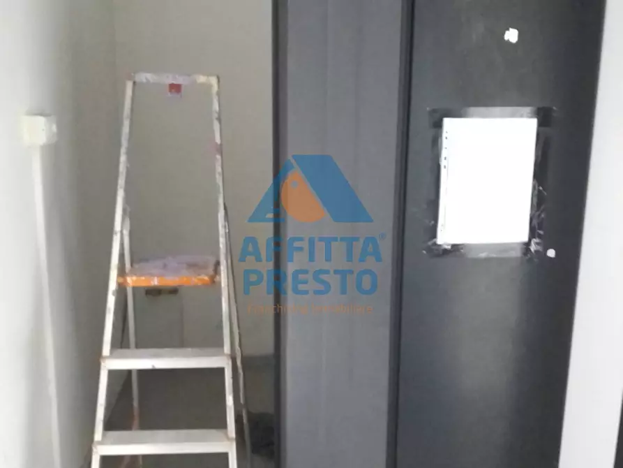 Immagine 4 di Attività commerciale in affitto  a Montelupo Fiorentino
