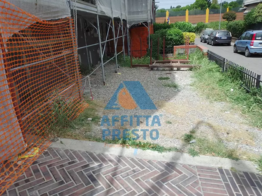 Immagine 5 di Attività commerciale in affitto  a Montelupo Fiorentino