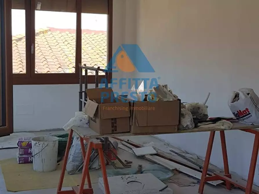 Immagine 11 di Appartamento in vendita  a Empoli