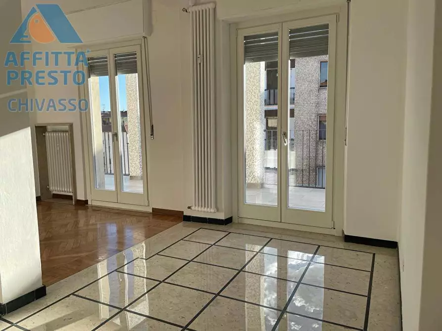 Immagine 7 di Appartamento in vendita  in zona centrale a Chivasso