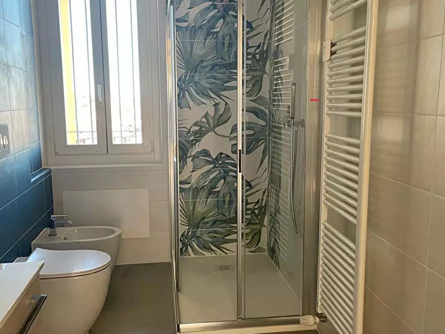 Immagine 19 di Appartamento in vendita  in zona centrale a Chivasso