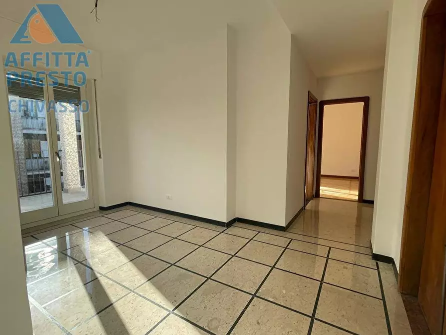 Immagine 6 di Appartamento in vendita  in zona centrale a Chivasso