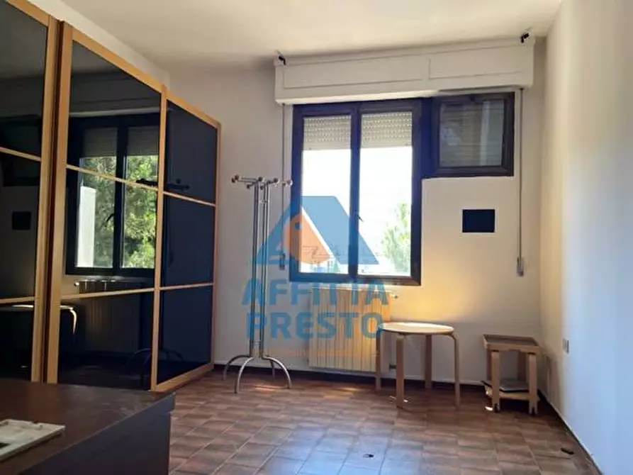 Immagine 8 di Camera in affitto  a Empoli