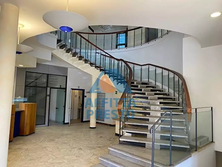 Immagine 23 di Ufficio in affitto  a Empoli