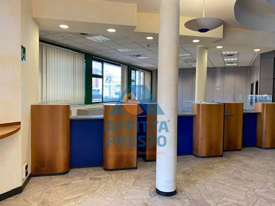 Immagine 27 di Ufficio in affitto  a Empoli