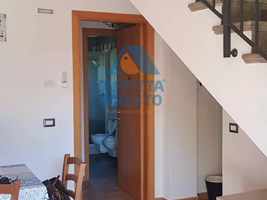 Immagine 2 di Residence in affitto  a Capraia E Limite