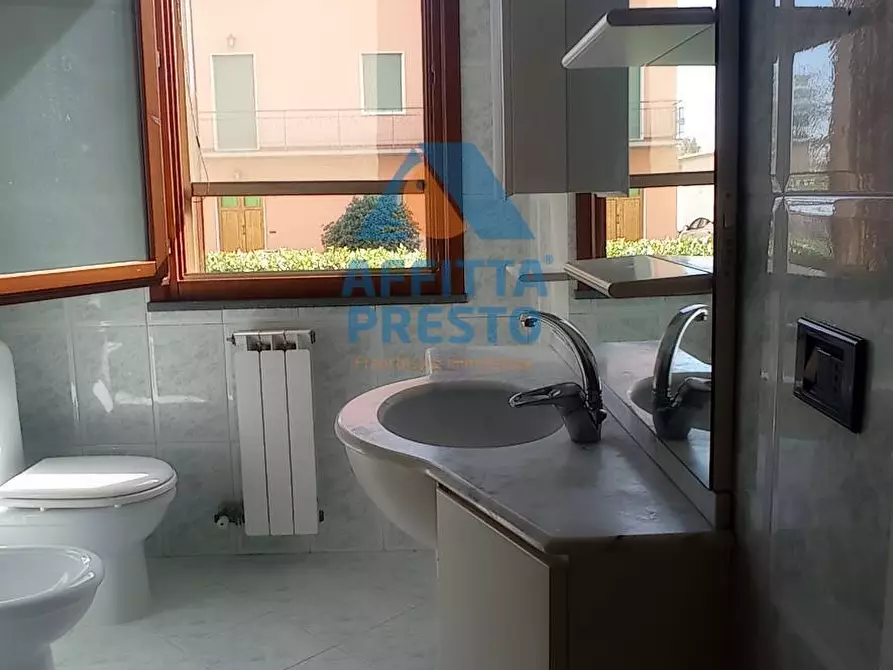 Immagine 8 di Appartamento in affitto  a Empoli