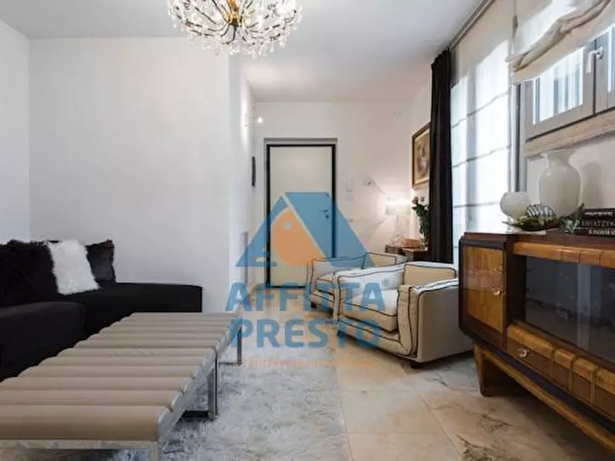 Immagine 1 di Appartamento in affitto  a Siena