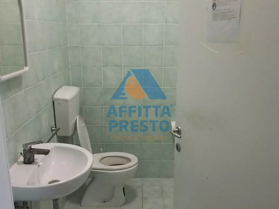 Immagine 7 di Capannone industriale in affitto  a Santa Croce Sull'arno