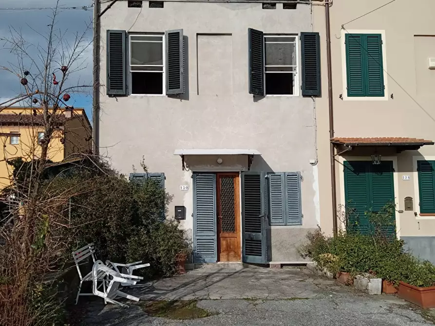 Immagine 1 di Casa indipendente in vendita  in SAN CASSIANO A VICO a Lucca