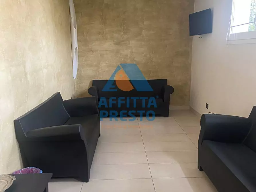 Immagine 2 di Ufficio in affitto  a Empoli