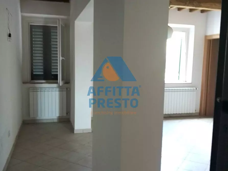 Immagine 9 di Appartamento in affitto  a Vinci