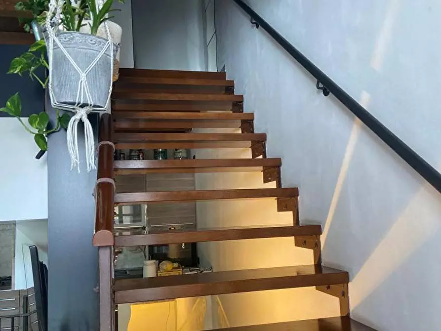 Immagine 11 di Appartamento in vendita  a Parabiago