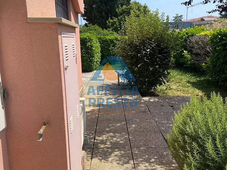 Immagine 26 di Casa semindipendente in affitto  a Empoli