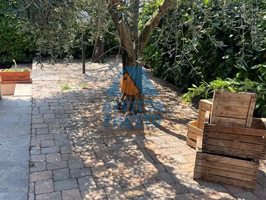 Immagine 27 di Casa semindipendente in affitto  a Empoli