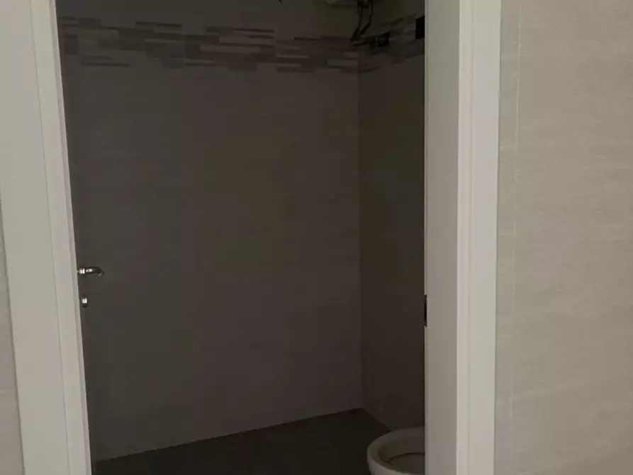 Immagine 5 di Ufficio in affitto  a San Miniato