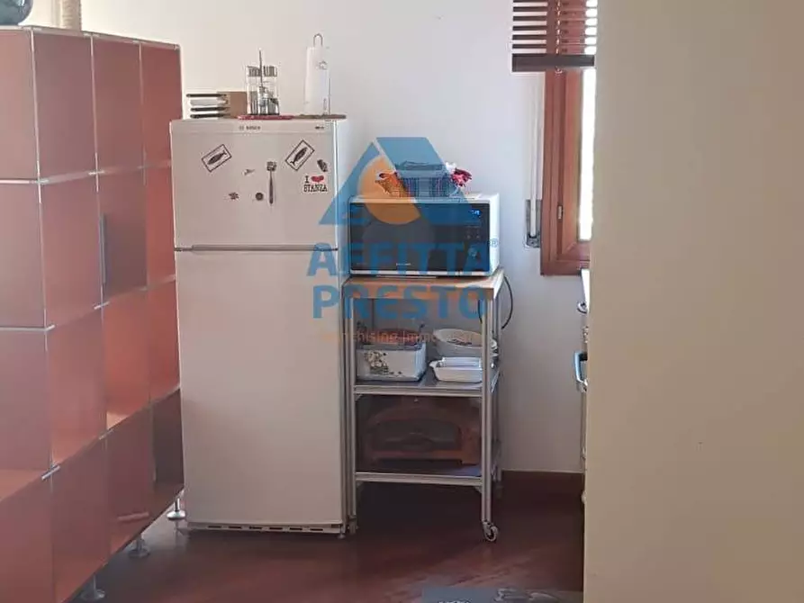 Immagine 4 di Camera in affitto  a Empoli