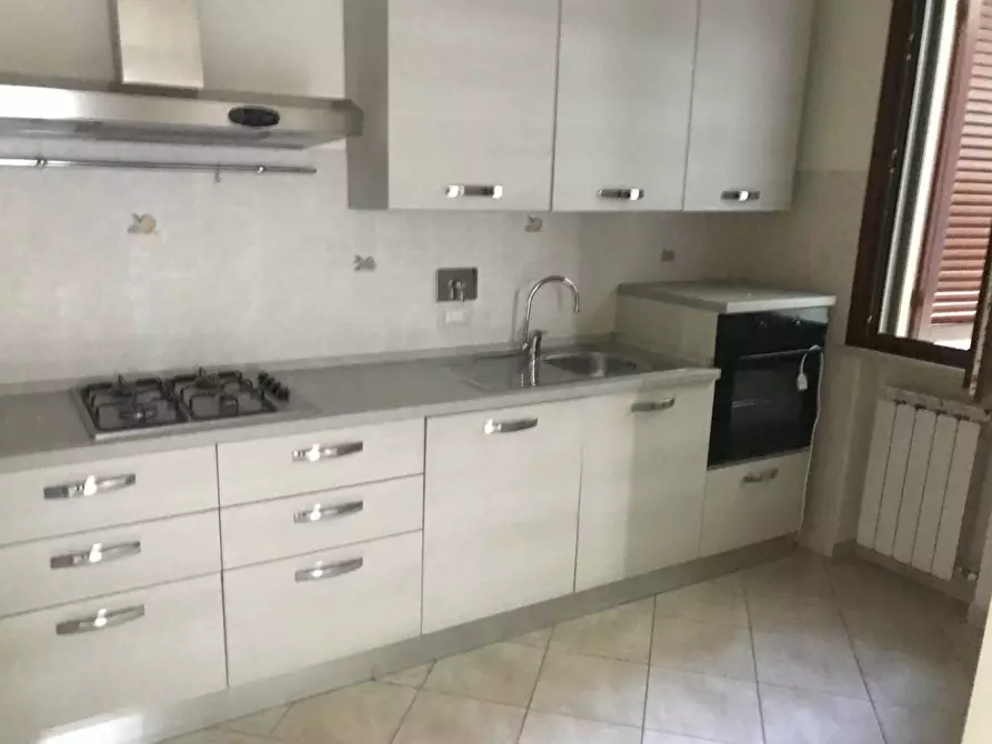 Immagine 2 di Appartamento in affitto  a Fucecchio