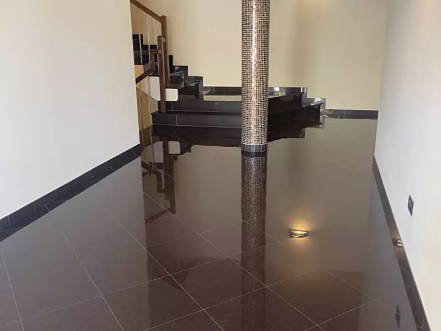 Immagine 3 di Appartamento in affitto  a Santa Croce Sull'arno