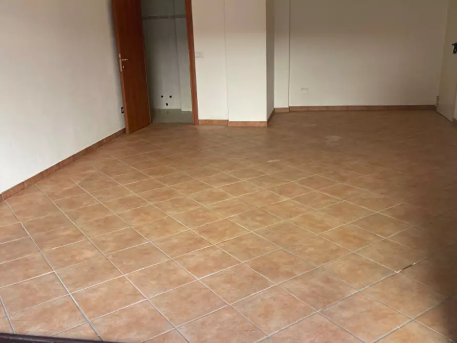 Immagine 8 di Appartamento in affitto  a Fucecchio