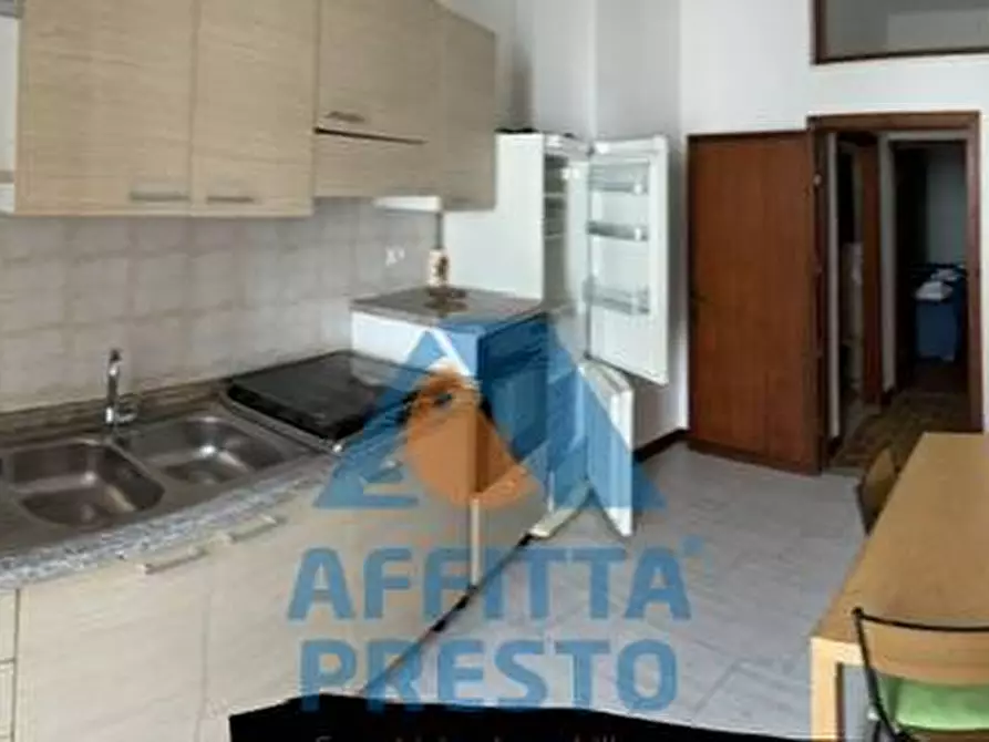 Immagine 2 di Appartamento in affitto  a Capraia E Limite