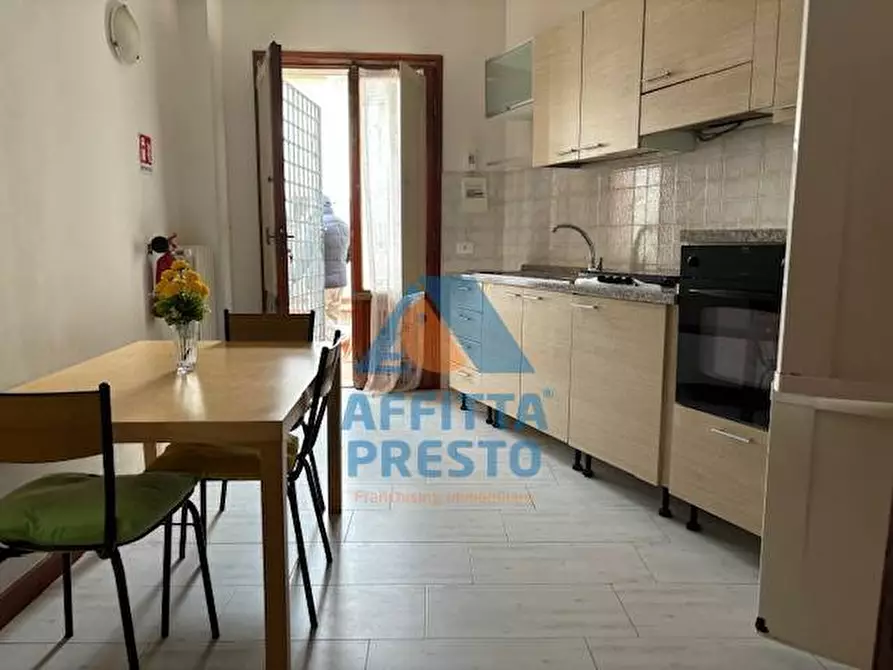 Immagine 3 di Appartamento in affitto  a Capraia E Limite
