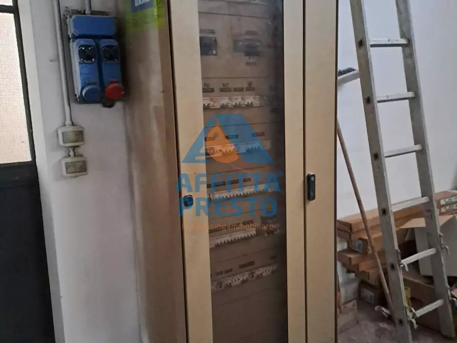 Immagine 7 di Laboratorio in affitto  a Empoli