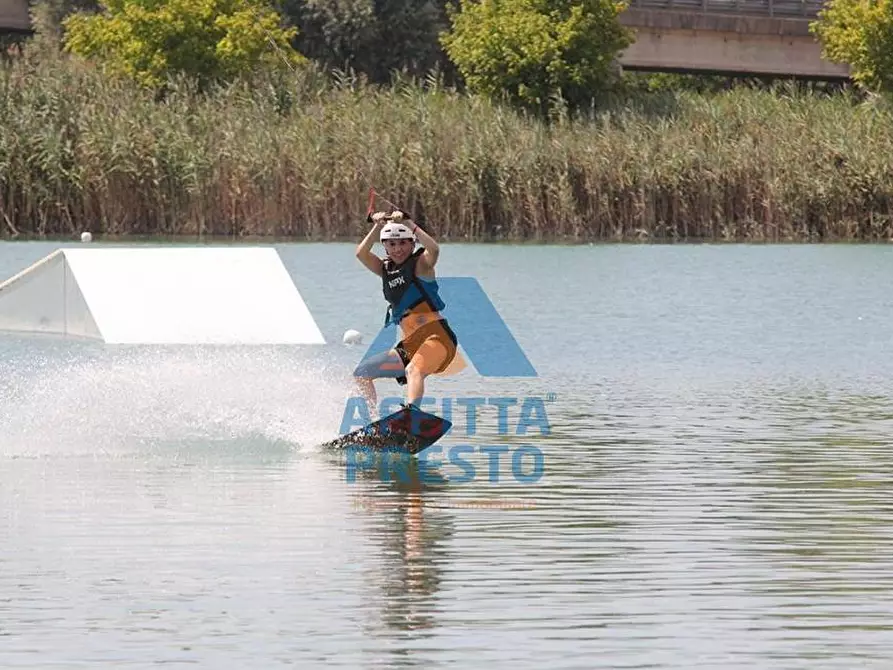 Immagine 19 di Appartamento in affitto  a Pontedera