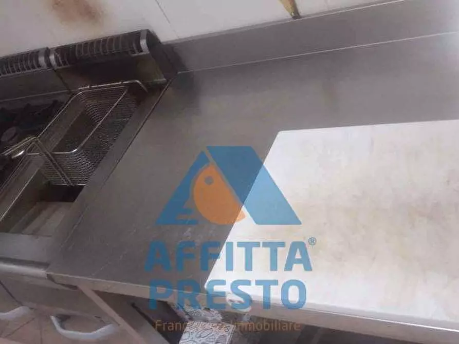 Immagine 4 di Attività commerciale in vendita  a Montopoli In Val D'arno