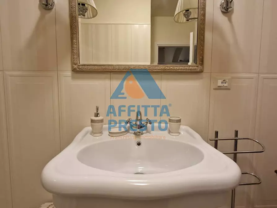 Immagine 10 di Appartamento in affitto  a Empoli