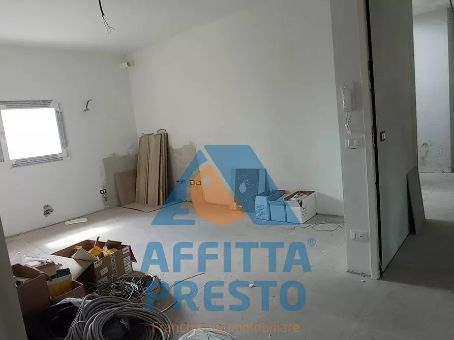 Immagine 2 di Appartamento in vendita  a Capraia E Limite